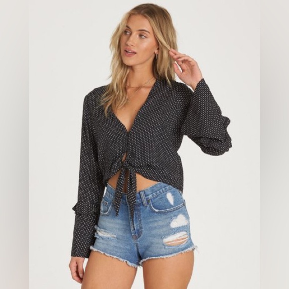 NWT Billabong Girl Club blouse MSRP $56 P2P 18